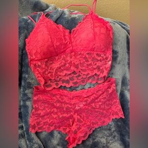 Lingerie Set Sz Medium Pink fuchsia Lace Bralette Bra Matching Panties Waist Fit